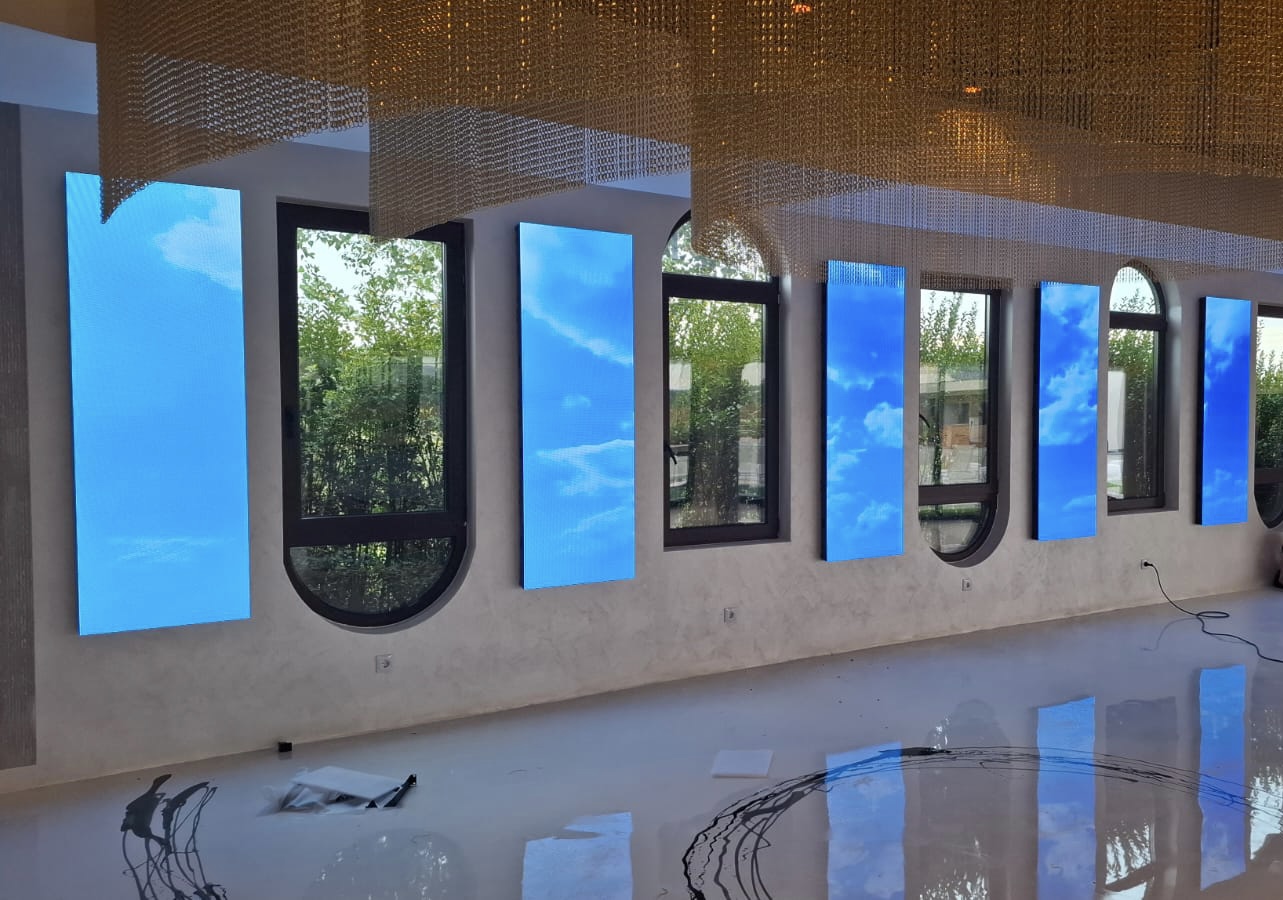 LEN-CI Series  Indoor LED Display – Slim Wall-Mounted Solution